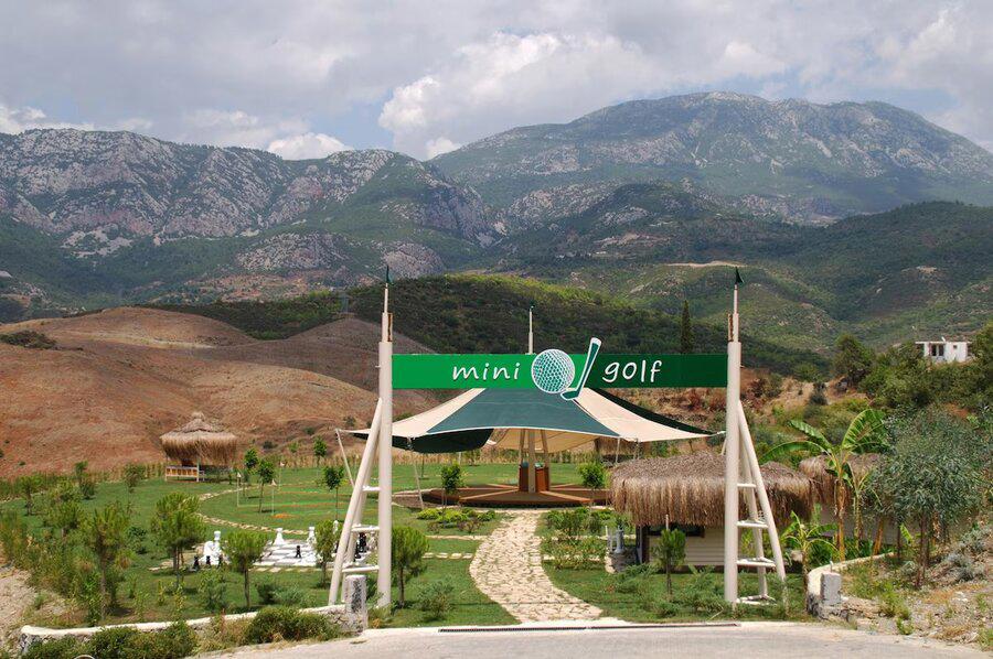 Goldcity Hotel