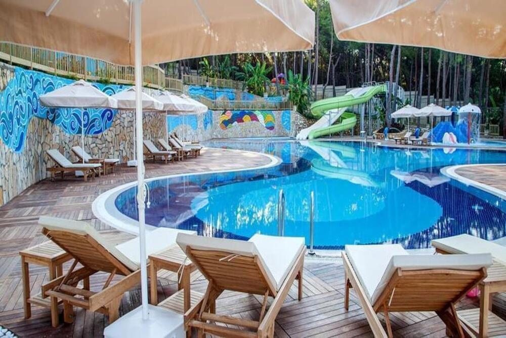 Wome Deluxe Hotel