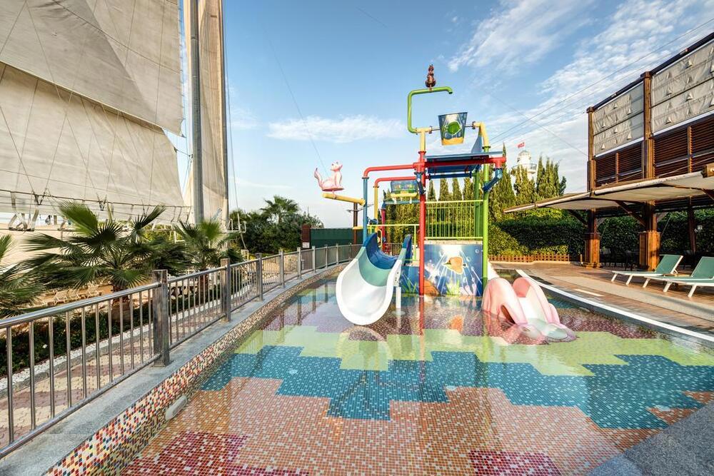 Adenya Resort Hotels & Spa