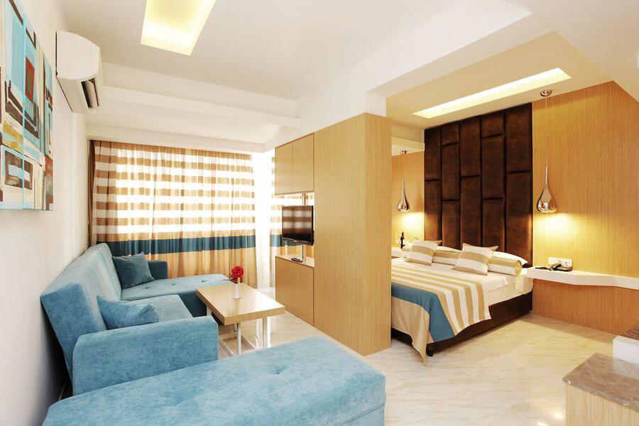 Kleopatra Suit Hotel