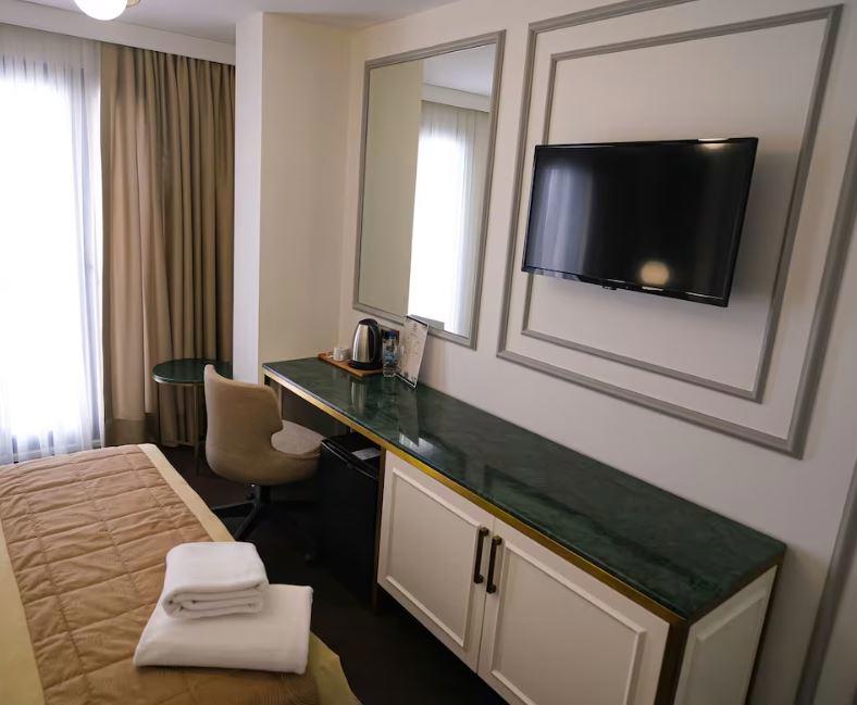 Pera Rasso Hotel