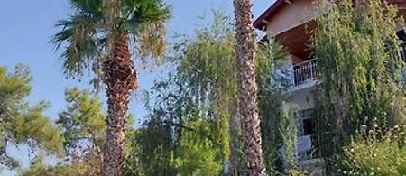 Farmside Otel
