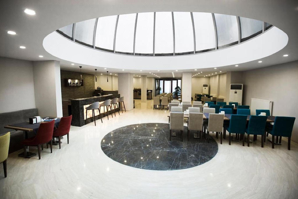 Piskin Hotel