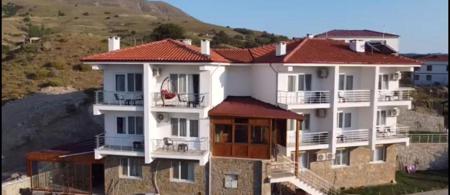 Estia Hotel