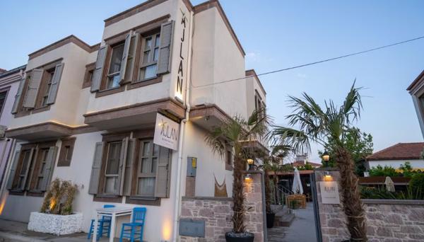 Ajlan Bohemian Hotel