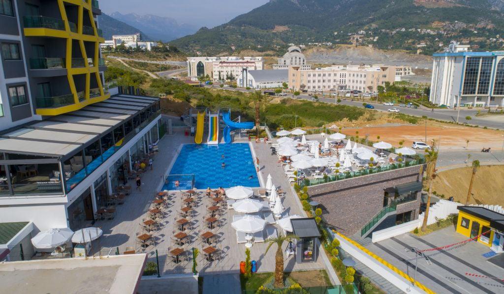 Campus Hill Hotel