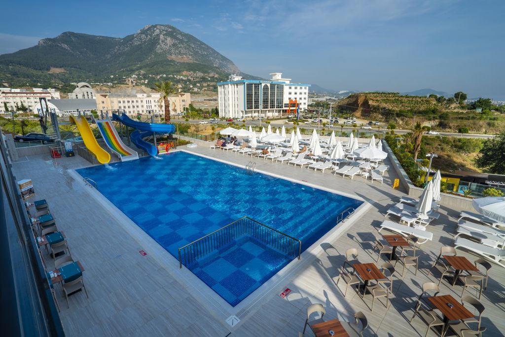 Campus Hill Hotel