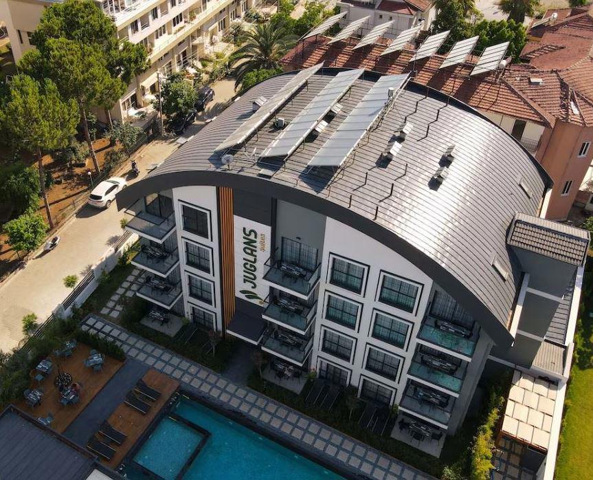 Juglans Suites