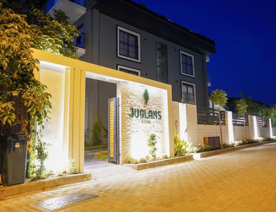 Juglans Suites