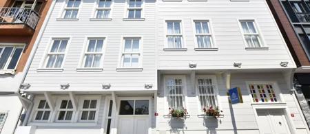 Agras Hotel