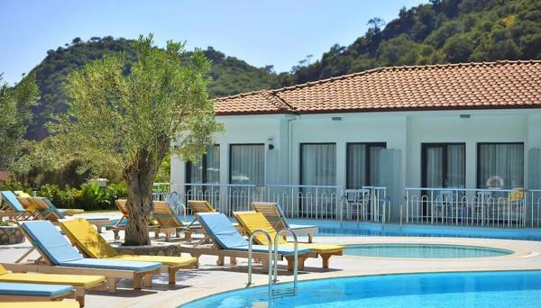 Z Exclusive Hotel And Villas