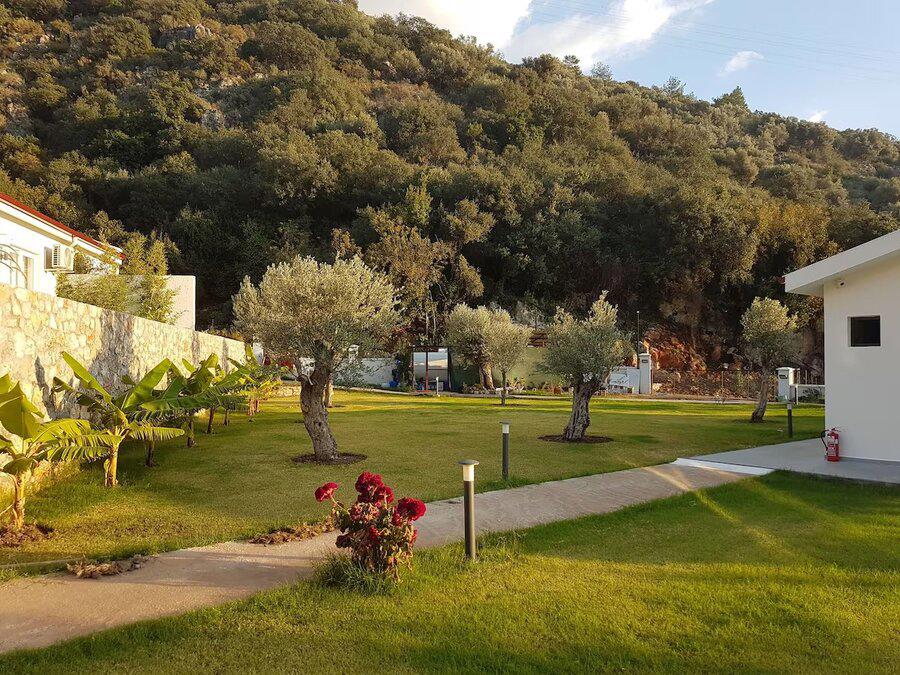Z Exclusive Hotel And Villas