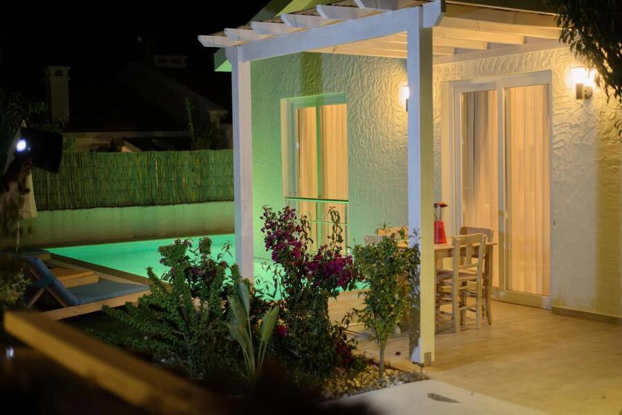 Z Exclusive Hotel And Villas