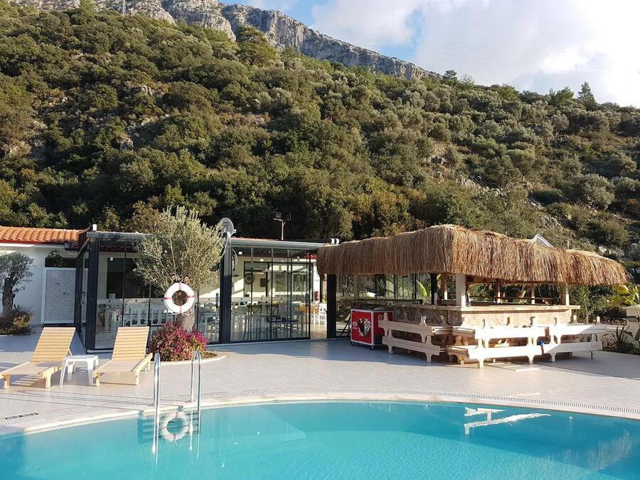 Z Exclusive Hotel And Villas