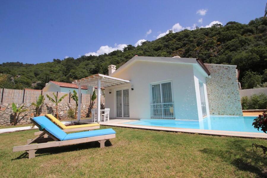 Z Exclusive Hotel And Villas