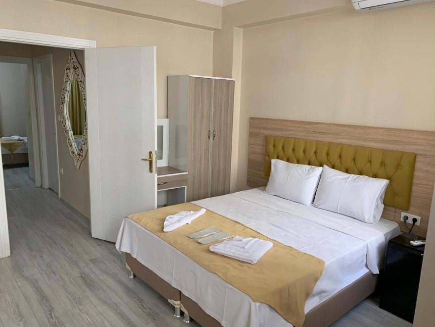 Queen Hotel