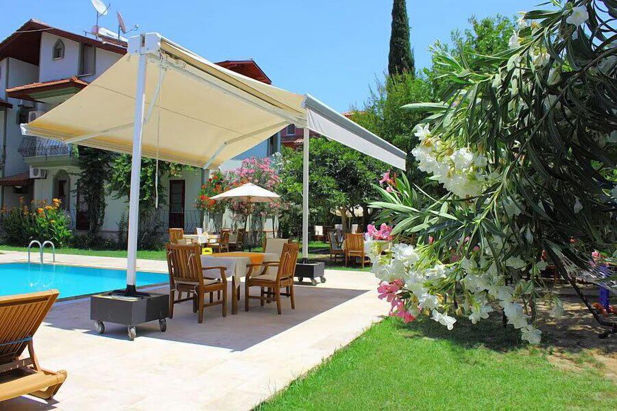 Vira Suites Hotel