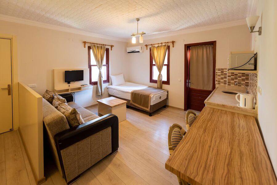 Vira Suites Hotel