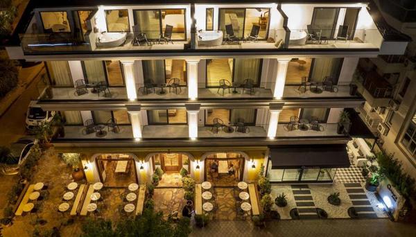Ansira Suites