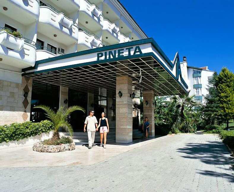 Pineta Club Hotel