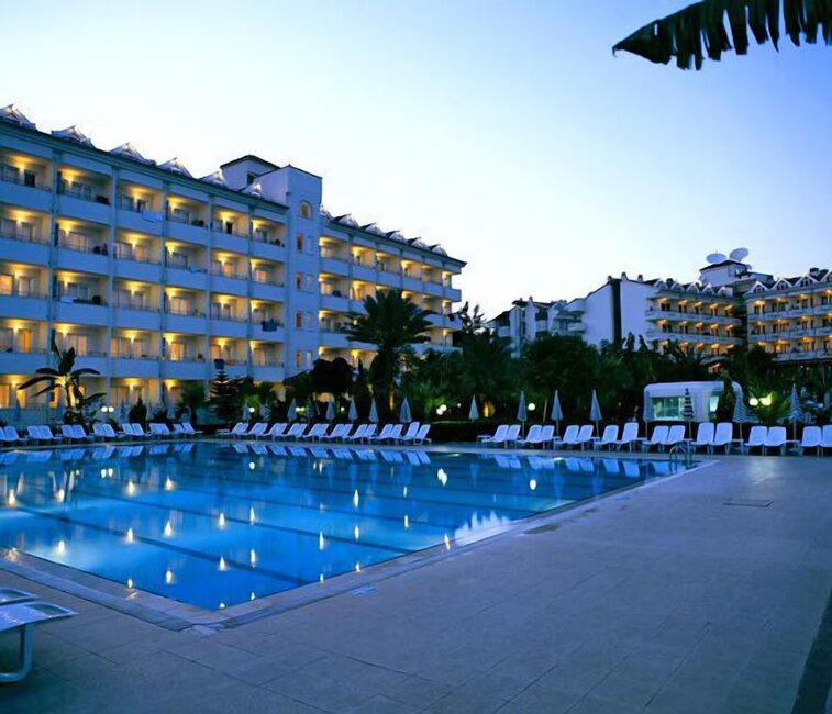 Pineta Club Hotel