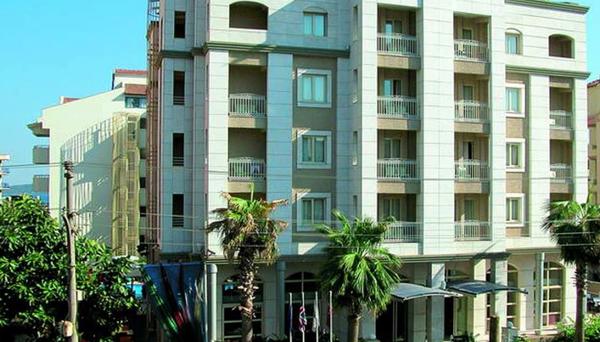 Almena Hotel