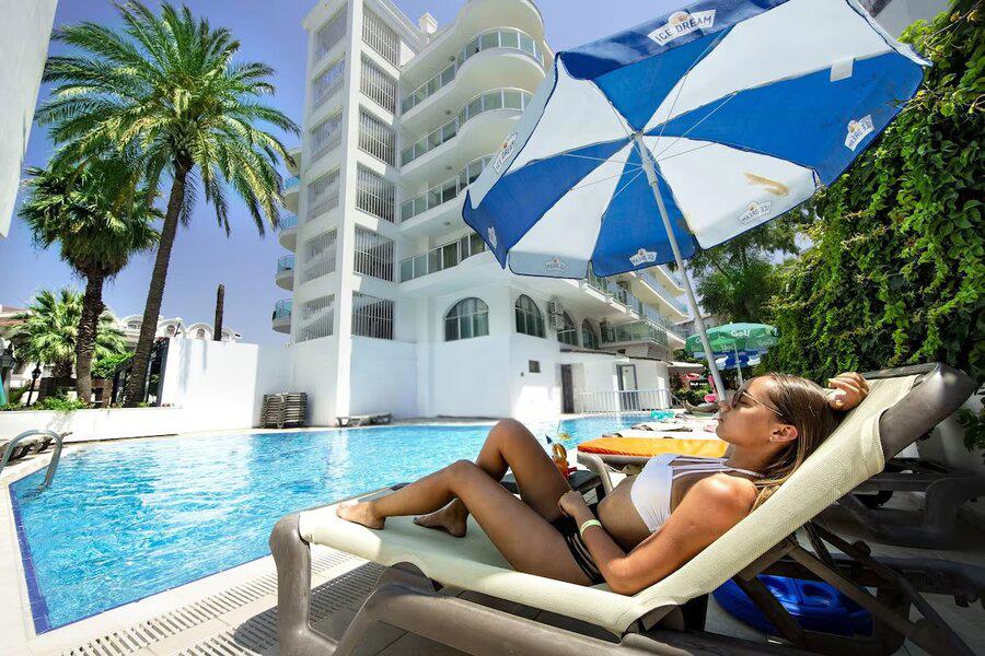 Cihantürk Hotel