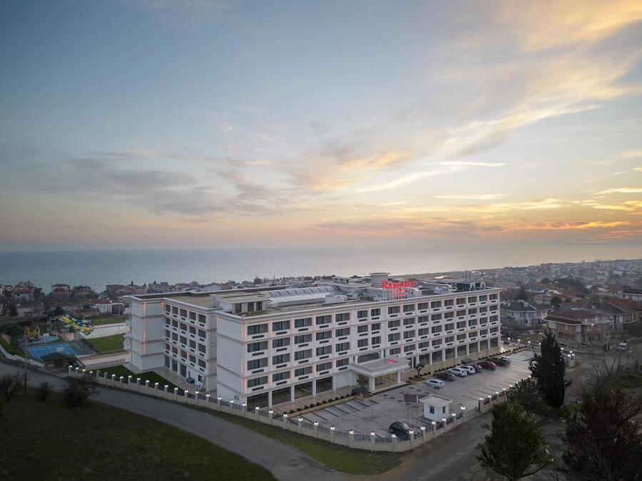 Ramada Plaza By Wyndham Silivri