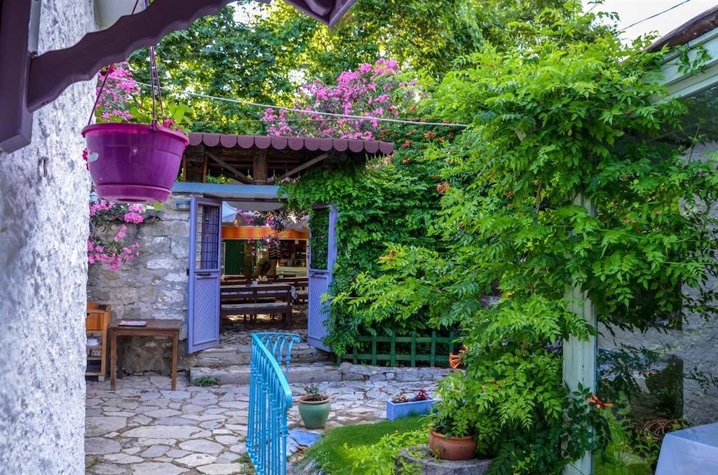 Adatepe Otel