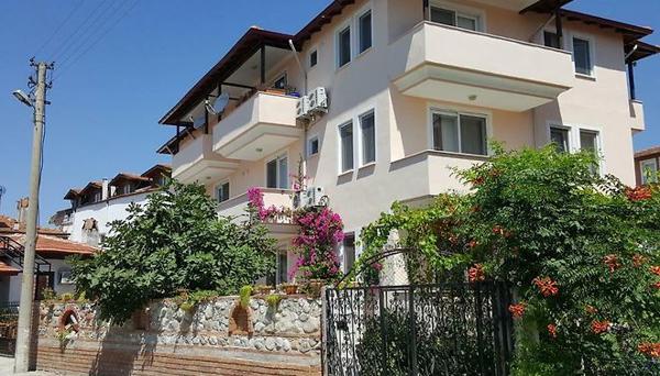 Karya Apartments