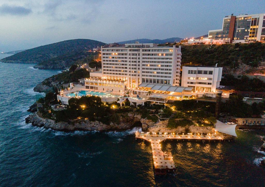 Korumar Hotel De Luxe
