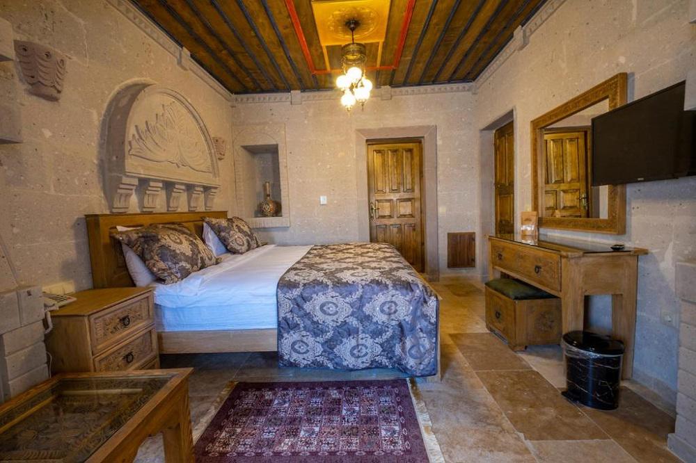 Underground Cave Suites Hotel