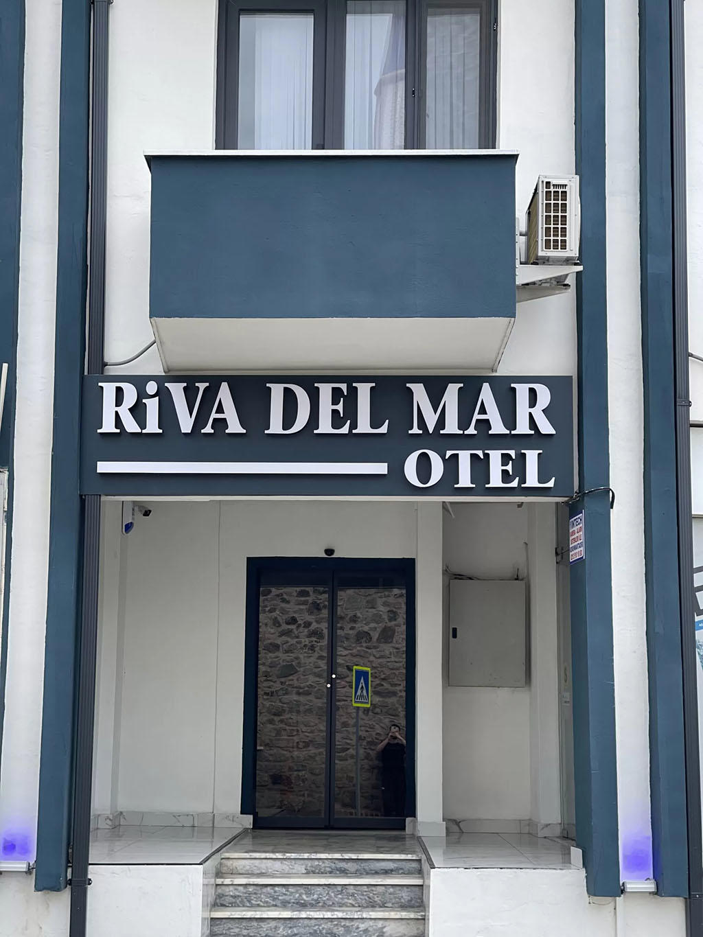 Riva Del Mar
