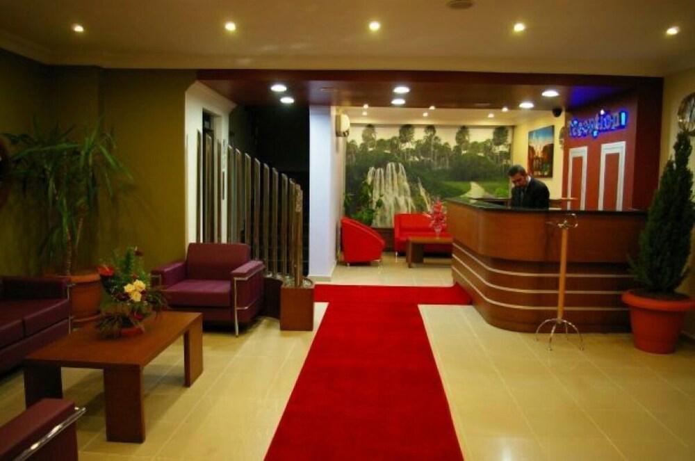 Hopa Heyamo Otel