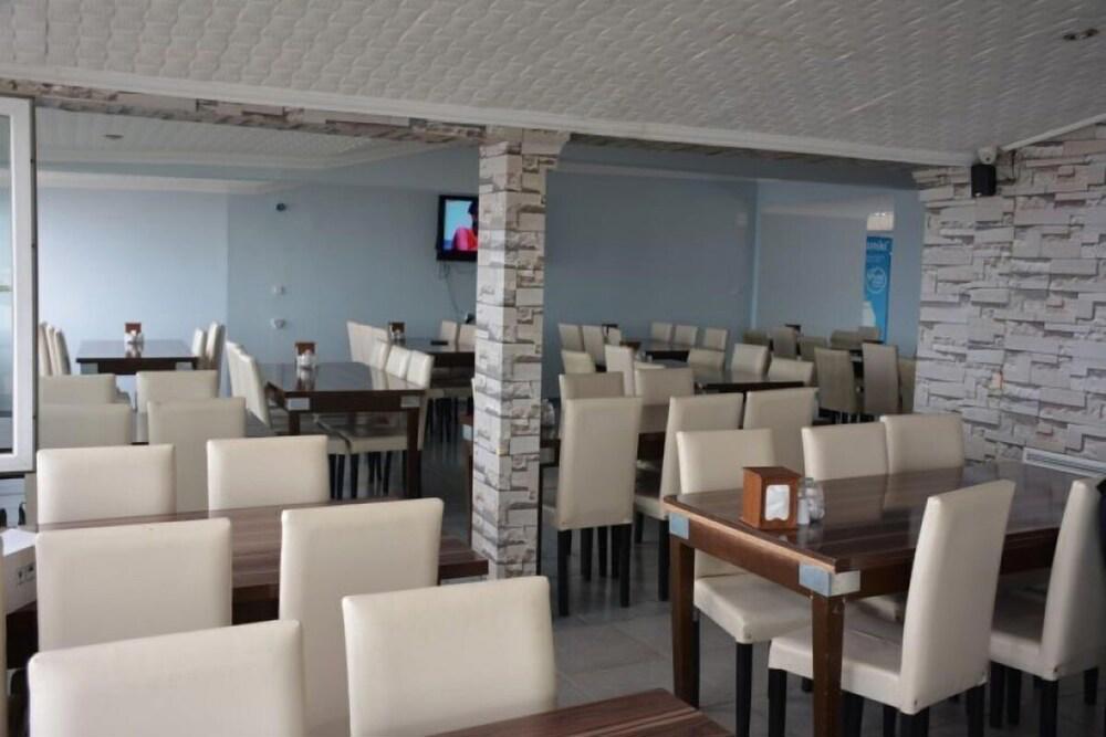 Hopa Heyamo Otel