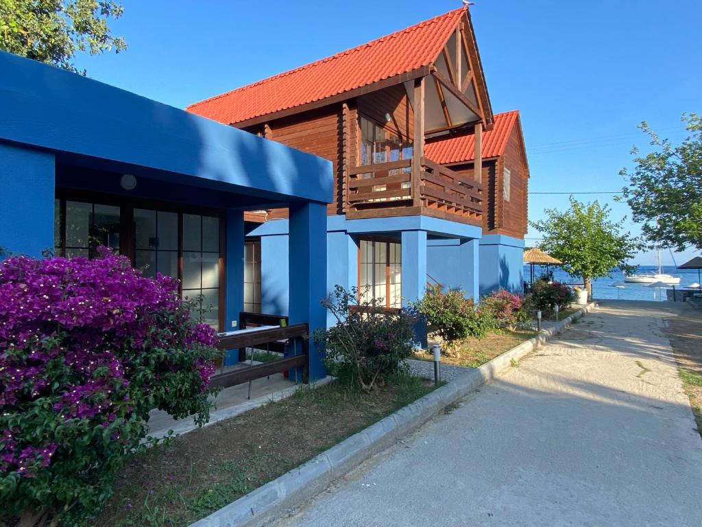 Dada Bungalows