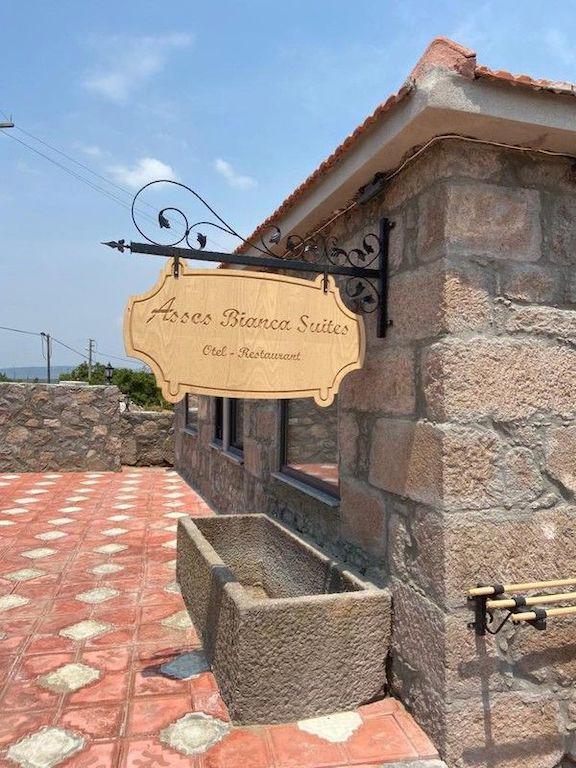 Assos Bianca Suites