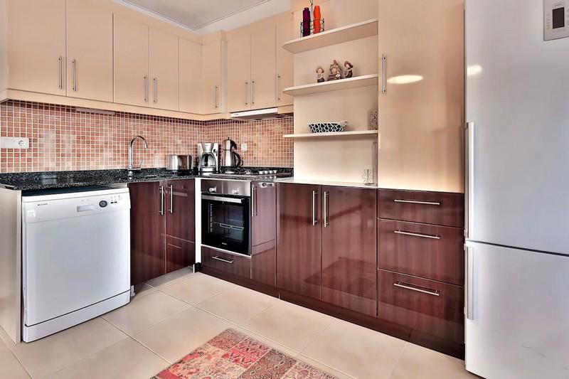 Kasinn Apart Turuncu