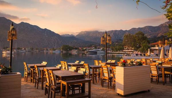 B,Yaz Hotel Selimiye (+14)