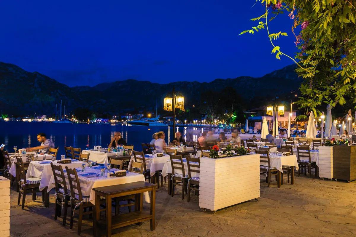 B,Yaz Hotel Selimiye (+14)