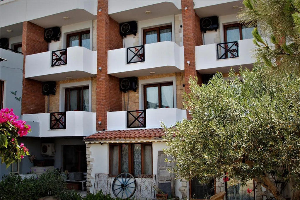 Parva Port Alaçatı
