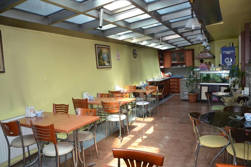 Sadıkoğlu Otel