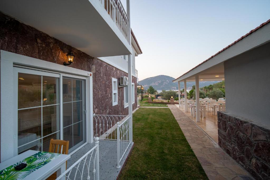Blue Time Boutique Hotel