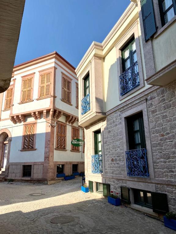 Ayvalık Rebetiko Otel
