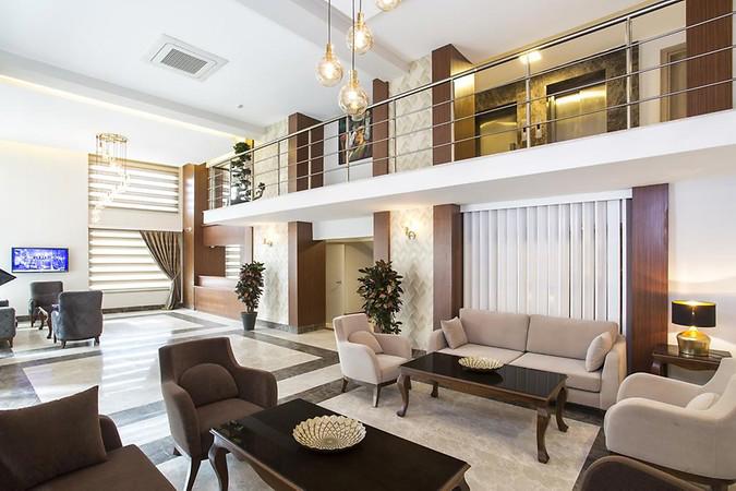 Perla Arya Hotel