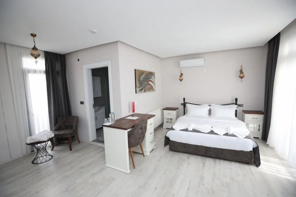 Varia Otel Kozbeyli