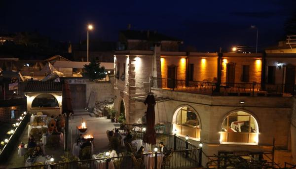 Hermes Cave Hotel
