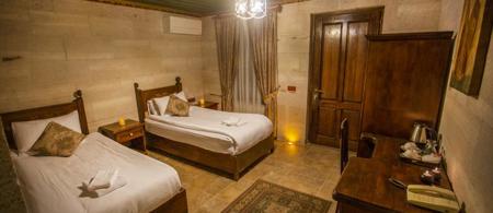 Hermes Cave Hotel