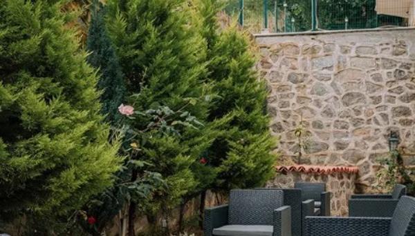 Umut Apartments