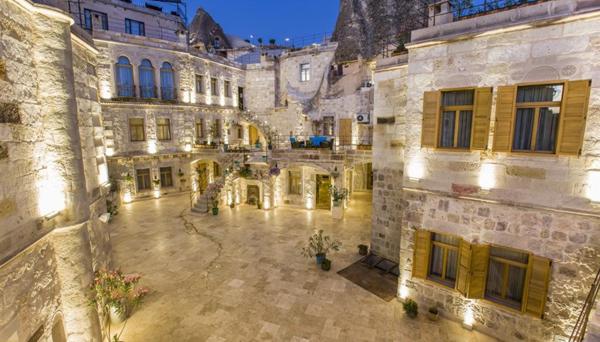 Imperial Cave Suites & Spa